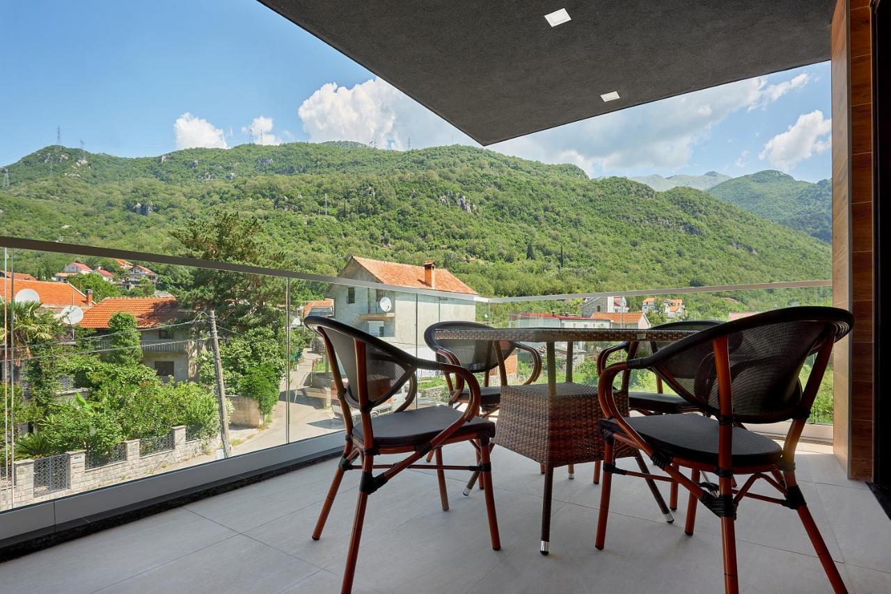 Georgiy Lux Apartments Lastva Grbaljska Bagian luar foto