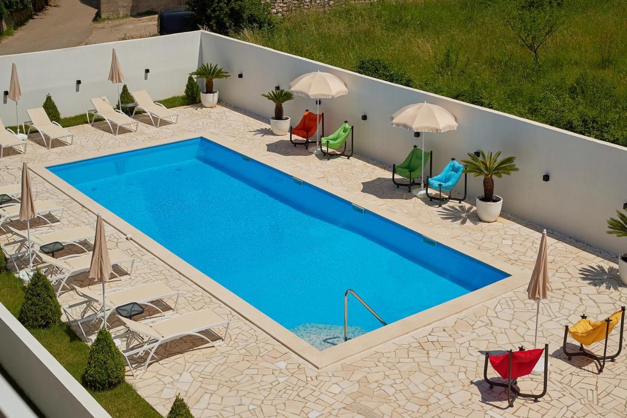 Georgiy Lux Apartments Lastva Grbaljska Bagian luar foto