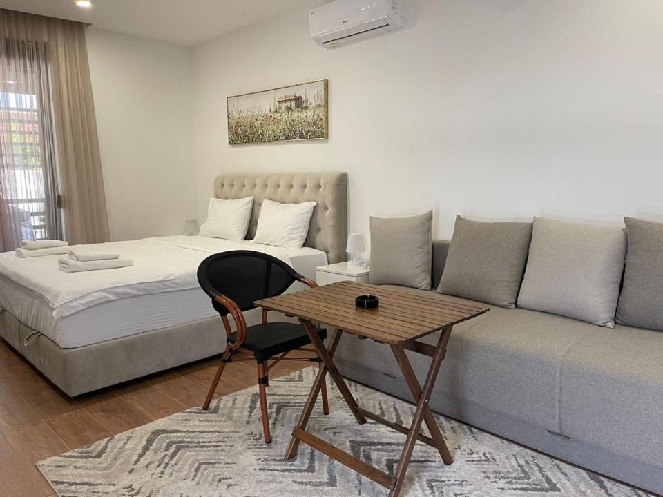 Georgiy Lux Apartments Lastva Grbaljska Bagian luar foto